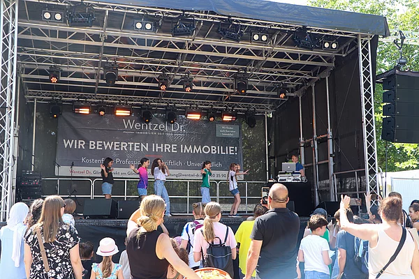 Kinder des TSV präsentieren HipHop