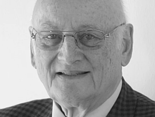 Ein Foto des ehemaligen Bürgervorstehers Eberhard Schneider.