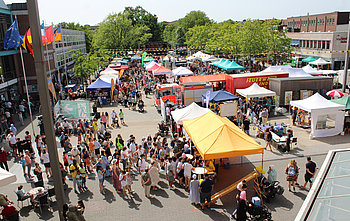 Das traditionelle Glinder Marktfest wird seit den 1970er Jahren als Fest der Vereine und Verbände von der Stadt ausgerichtet. Foto: Stadt Glinde